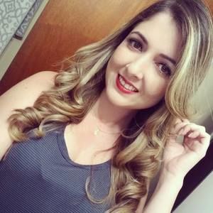 Meet your Posher, Aline